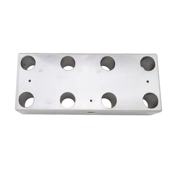 GlobalMAX 10Hp Outlet Manifold